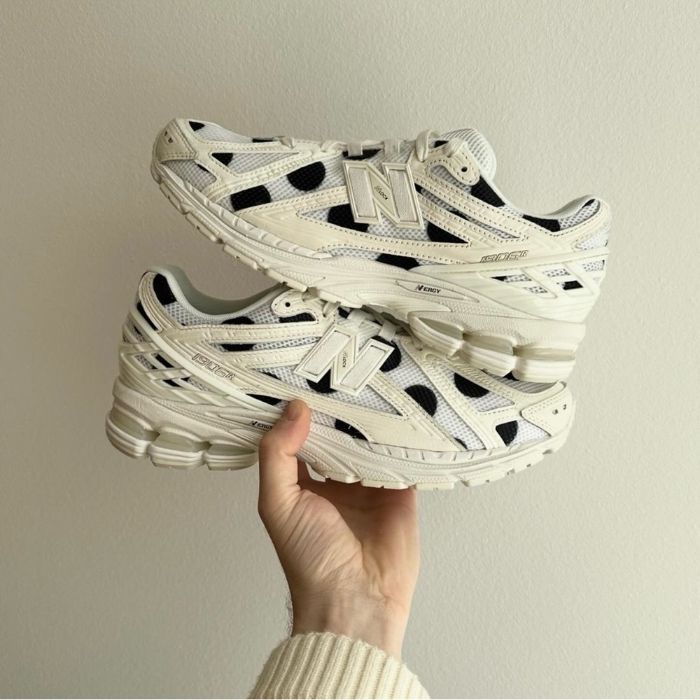 New Balance 1906r Polka Dot